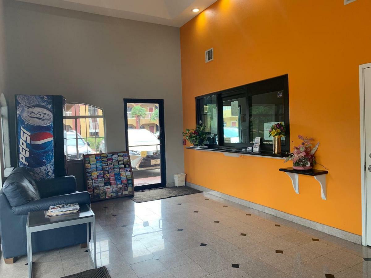 هيوستن Camelot Inn & Suites المظهر الخارجي الصورة